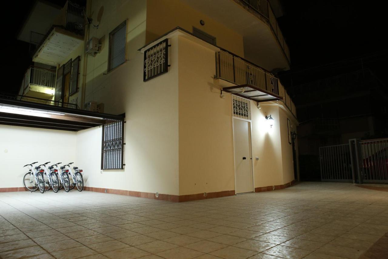 Andolfi 24 Rooms Πομπηία Εξωτερικό φωτογραφία